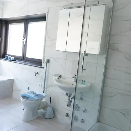 Locanda Eisberg Gaestehaus & De Luxe