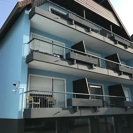 Locanda Eisberg Gaestehaus & De Luxe *